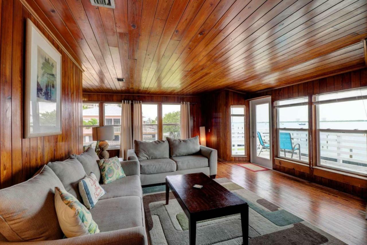 Estero Island Apartment With Boat Dock Fort Myers Beach Eksteriør billede